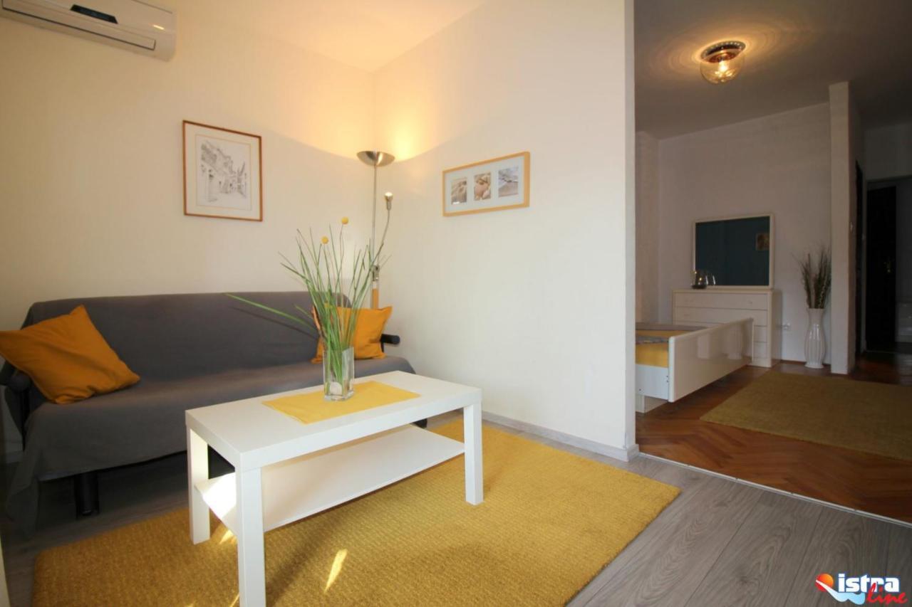 Dr. Igda Apartments Poreč Exteriör bild