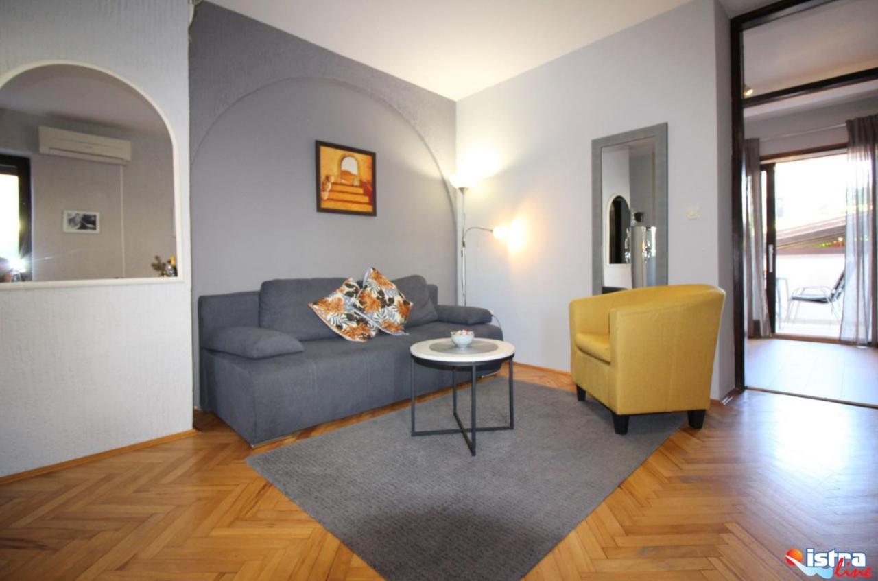 Dr. Igda Apartments Poreč Exteriör bild