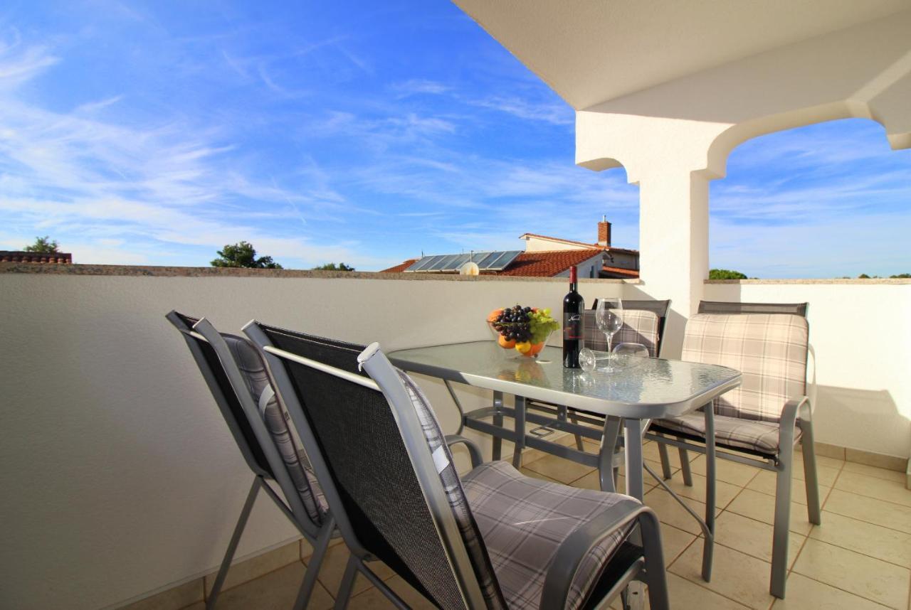 Dr. Igda Apartments Poreč Exteriör bild