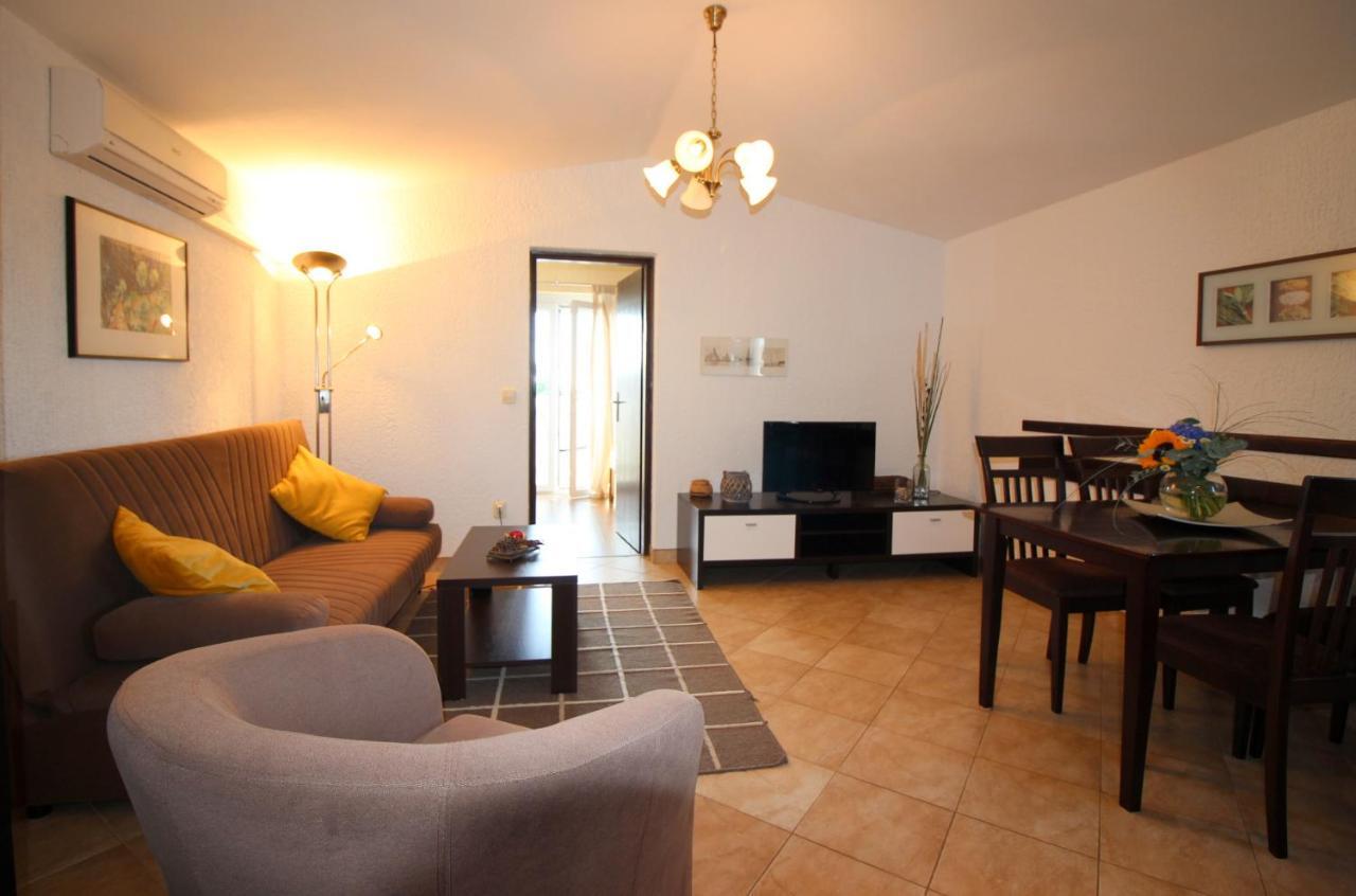 Dr. Igda Apartments Poreč Exteriör bild